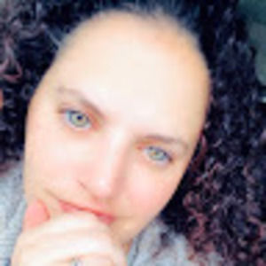 Meet your Posher, Genevieve